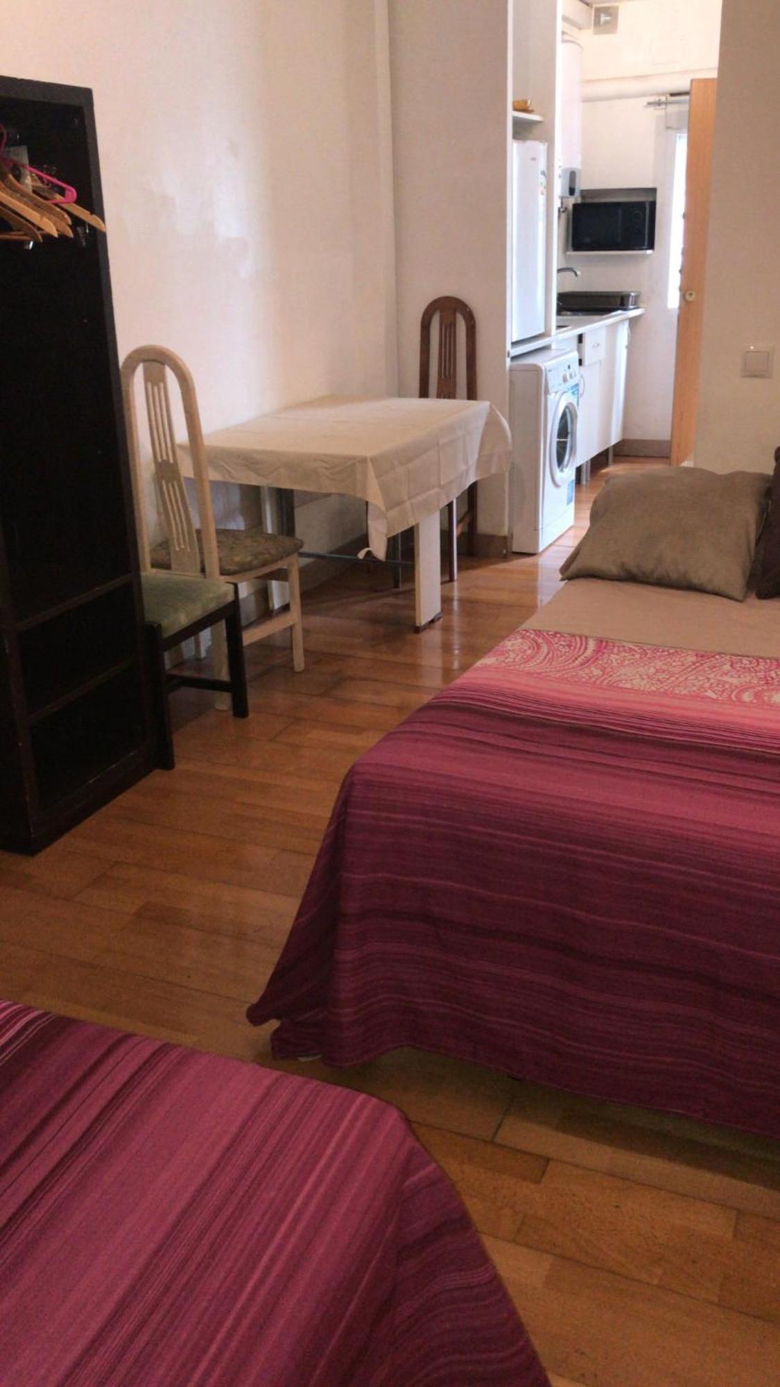 Apartamentos Pandiellos I Madrid Luaran gambar