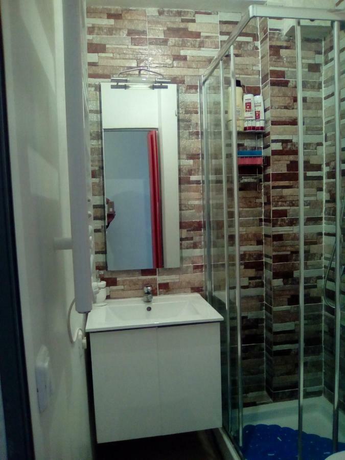 Apartamentos Pandiellos I Madrid Luaran gambar