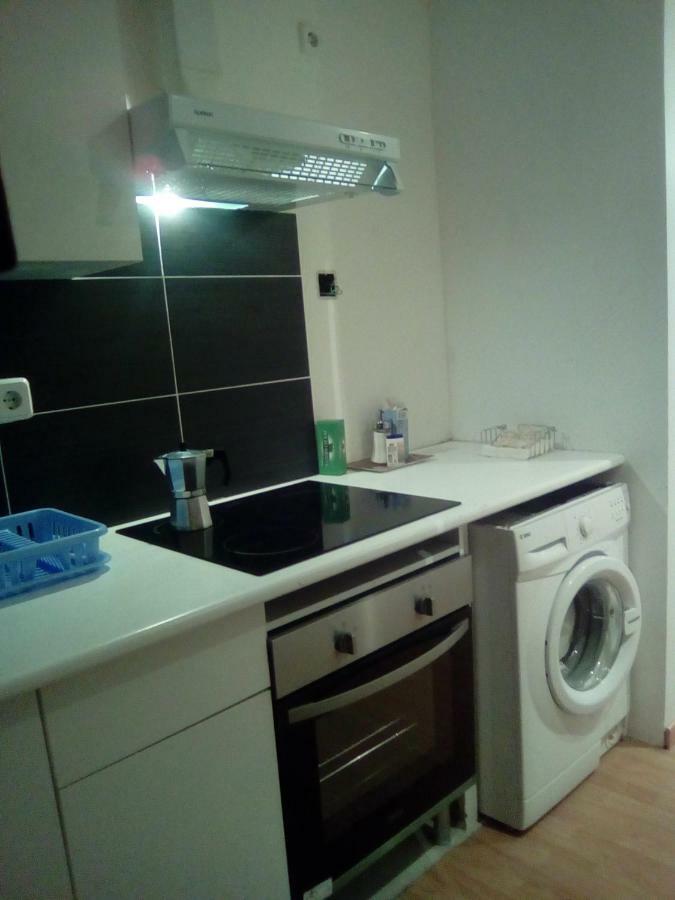 Apartamentos Pandiellos I Madrid Luaran gambar